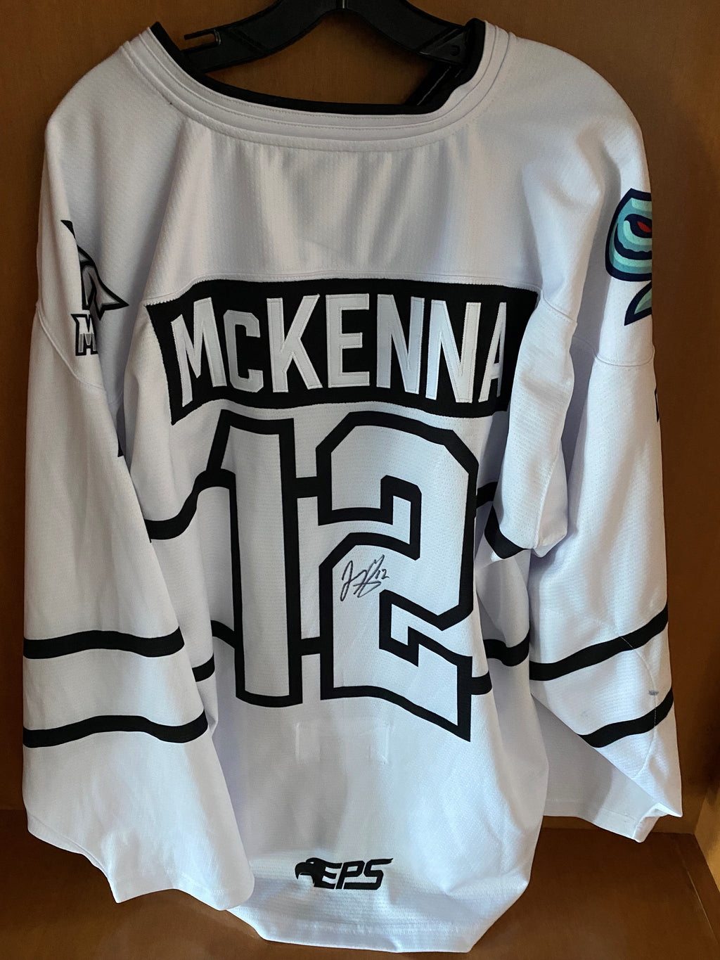 Signed Jersey McKenna -A